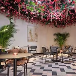 Rosa Otel 4*